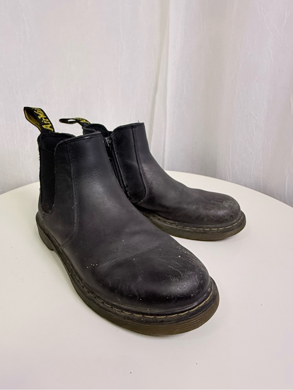 DR. MARTENS JUNIOR 2976 SOFTY T LEATHER CHELSEA BOOTS - Picture 12 of 12
